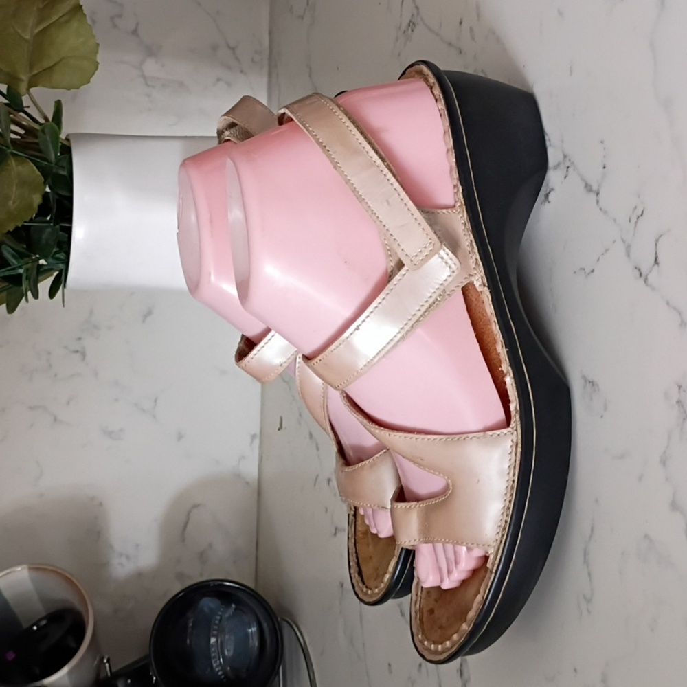 Naot Cream and Black Women's Sandals